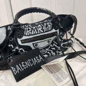 BALENCIAGA Agneau Classic Hardware Graffiti City Gris Fossile